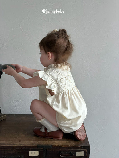 Eyelet Cotton Frill Romper コットン レース 袖フリル ロンパース【mh0012553】