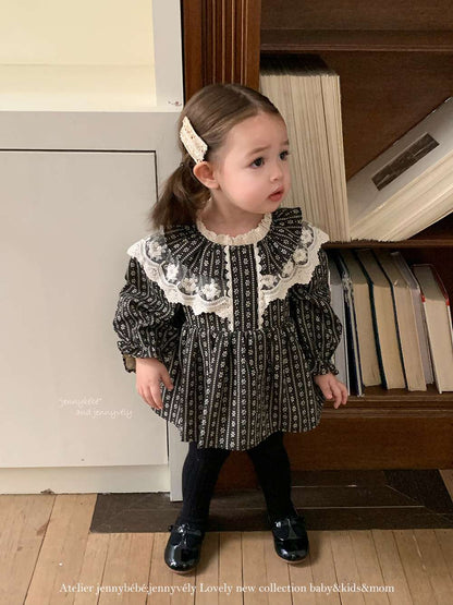 長袖ロンパース 長袖ロンパース スカート付き レースデザイン ベビーファッション【mh0011528】