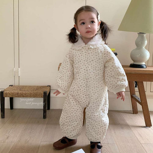 アウタージャンプスーツ 長袖ロンパース キルティング 小花柄 フリル襟 カバーオール 暖かい 防寒着【mh0011529】