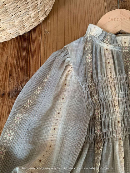 長袖ロンパース 長袖ロンパース スモック刺繍柄 シャーリングネック ギャザー切替 ボディスーツ【mh0011536】