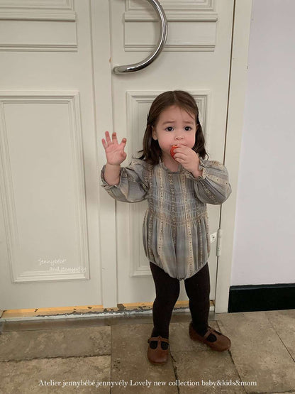 長袖ロンパース 長袖ロンパース スモック刺繍柄 シャーリングネック ギャザー切替 ボディスーツ【mh0011536】