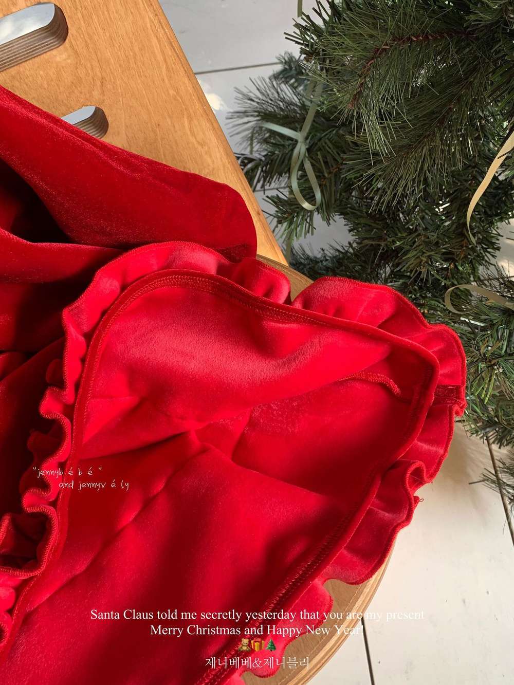 長袖ワンピース 長袖ワンピース ベロア素材 レッドカラー フリルティアード パーティドレス【mh0011543】