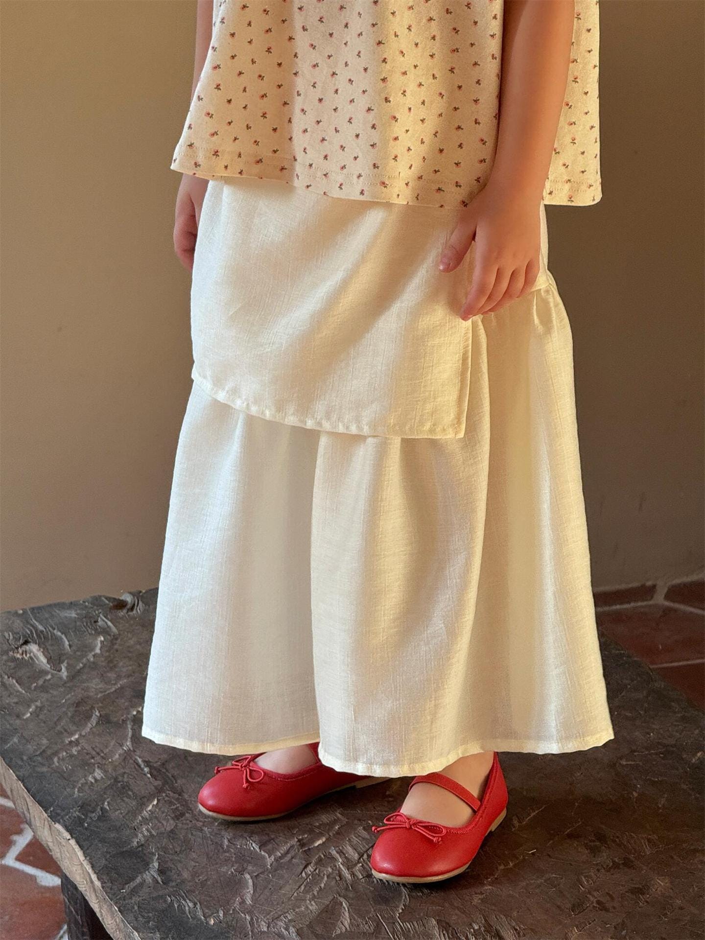 ロングパンツ・スウェットパンツ Creamy White / 90cm エプロンドッキングワイドフレアパンツ【mh0010266】