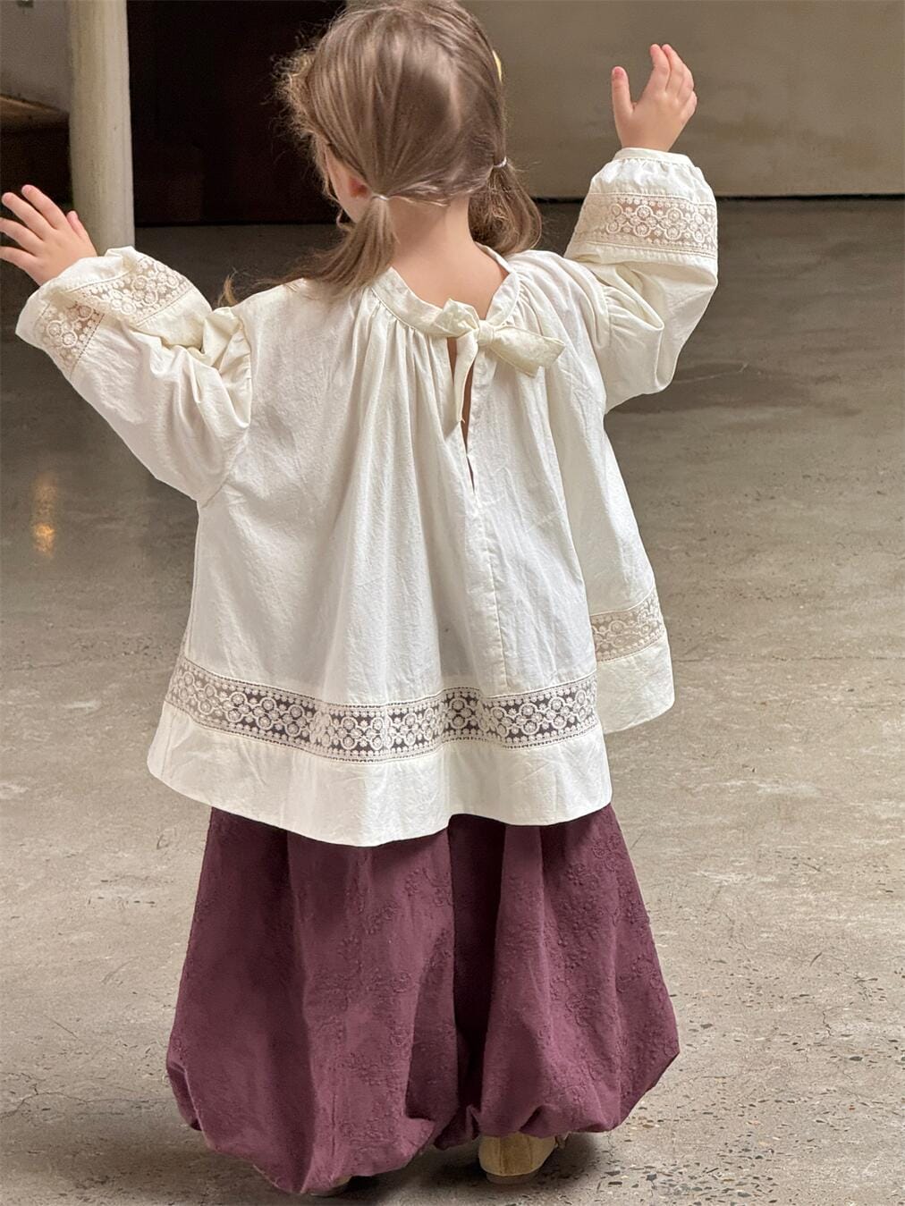 ロングパンツ・スウェットパンツ キッズパンツ レース刺繍ロングルーズバルーンパンツ【mh0009147】