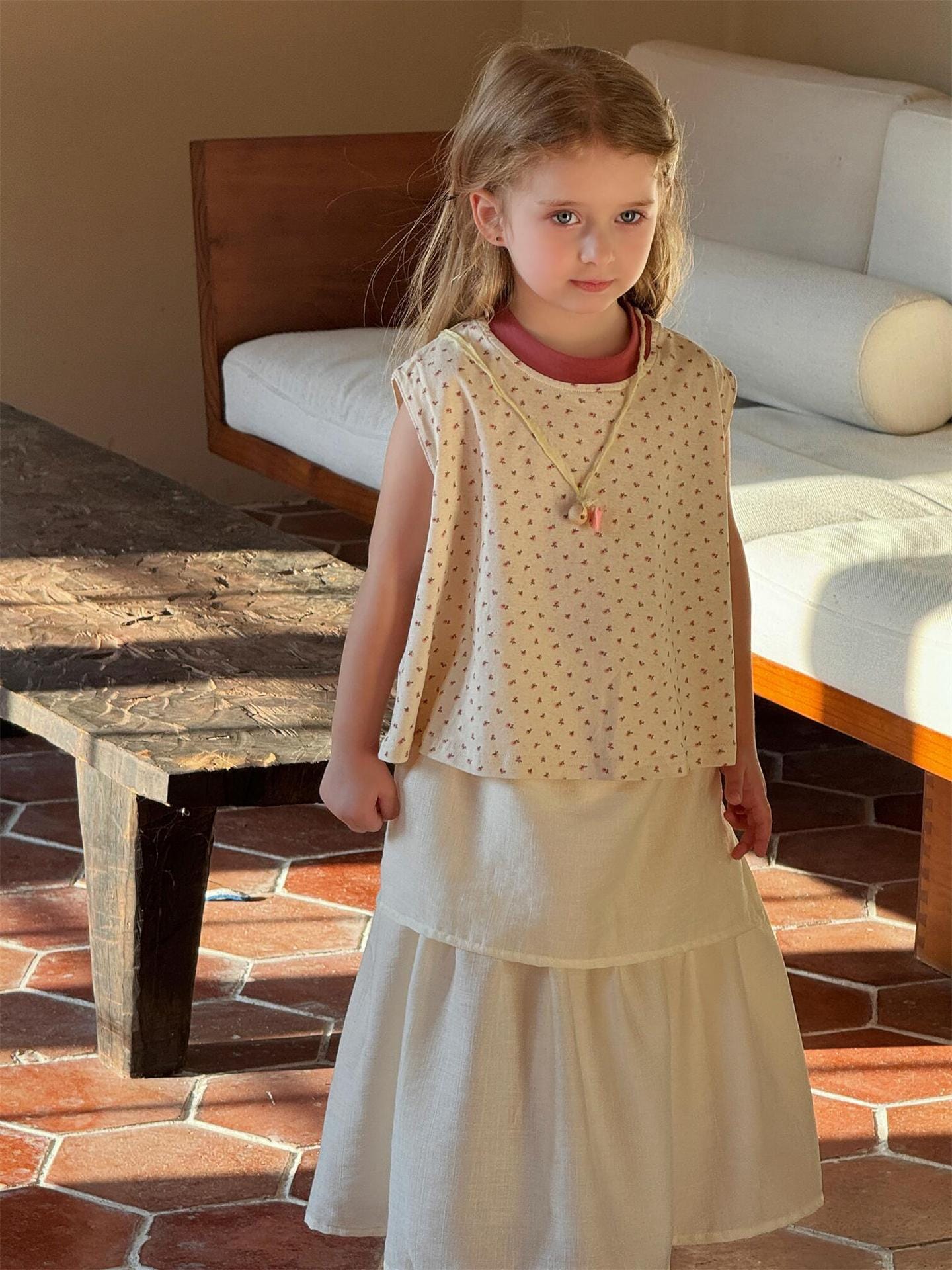 タンクトップ・キャミソール・ノースリーブトップス 花柄プリントノースリーブブラウス【mh0010244】