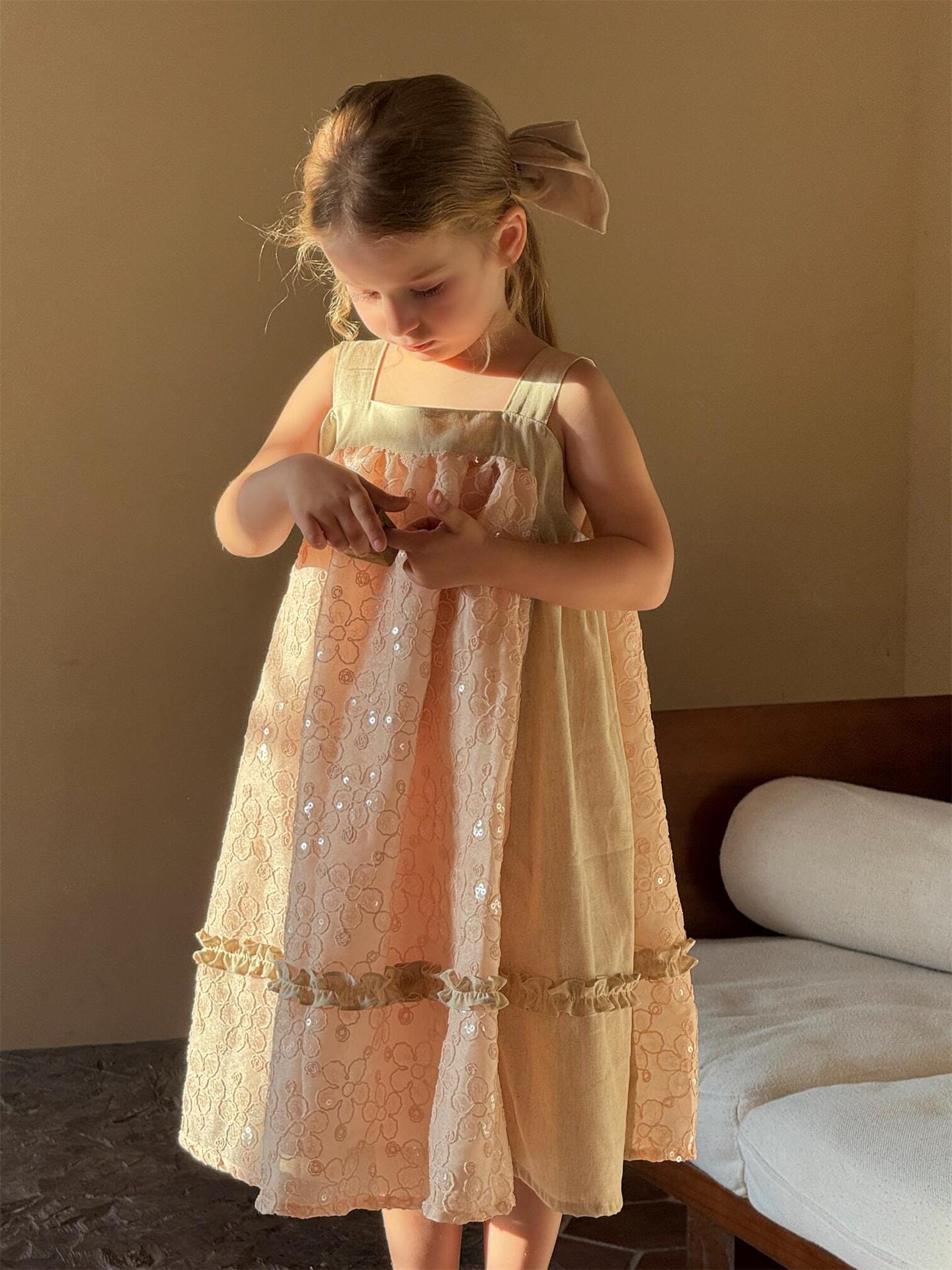 ノースリーブワンピース 刺繍レーススパンコールスクエアネックノースリーブワンピース【mh0010247】