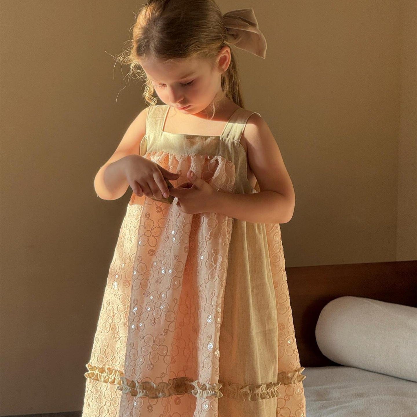 ノースリーブワンピース 刺繍レーススパンコールスクエアネックノースリーブワンピース【mh0010247】