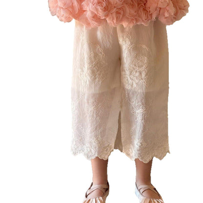 ロングパンツ・スウェットパンツ 刺繍レースクロップドパンツ【mh0010256】