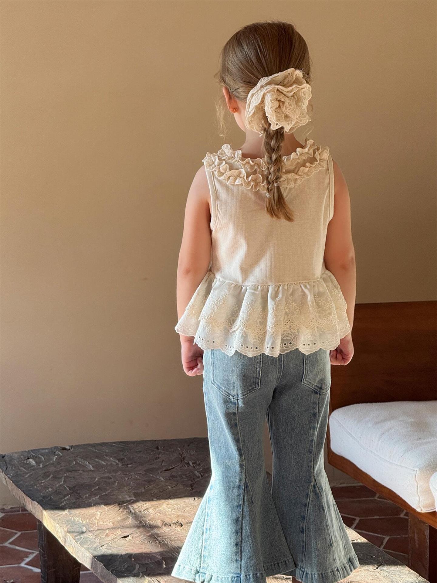 タンクトップ・キャミソール・ノースリーブトップス 裾チュールレースノースリーブTシャツ【mh0010255】