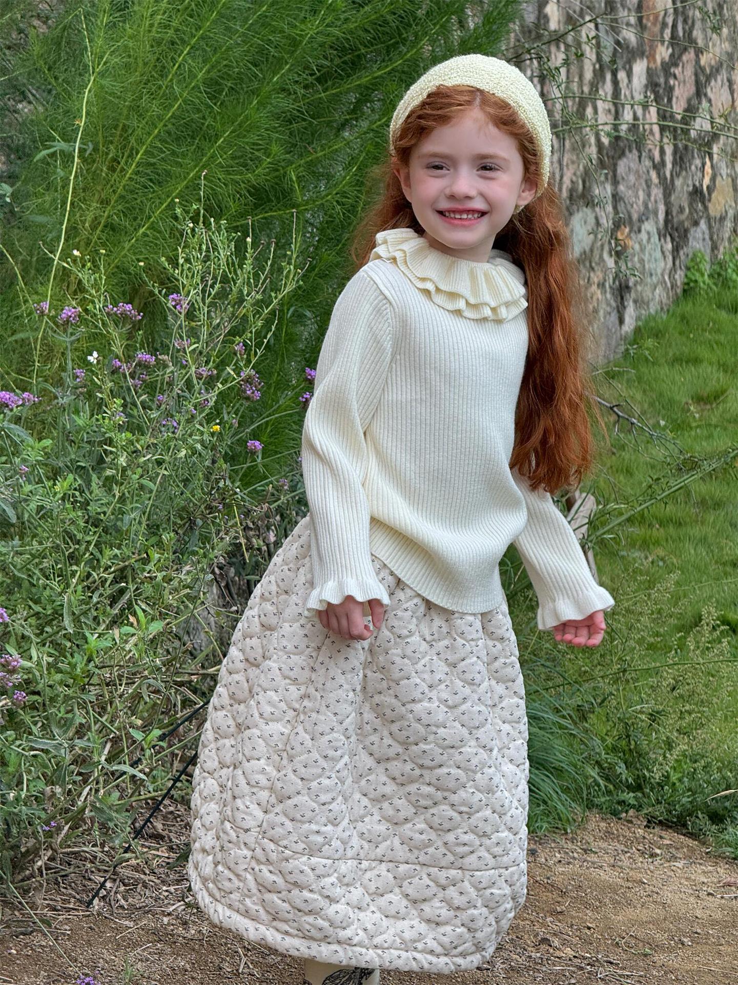 Long-sleeved cut-and-sew double ruffle collar knit T-shirt sweater