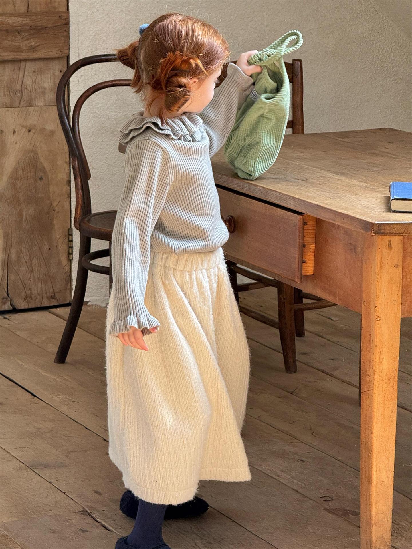 Long-sleeved cut-and-sew double ruffle collar knit T-shirt sweater