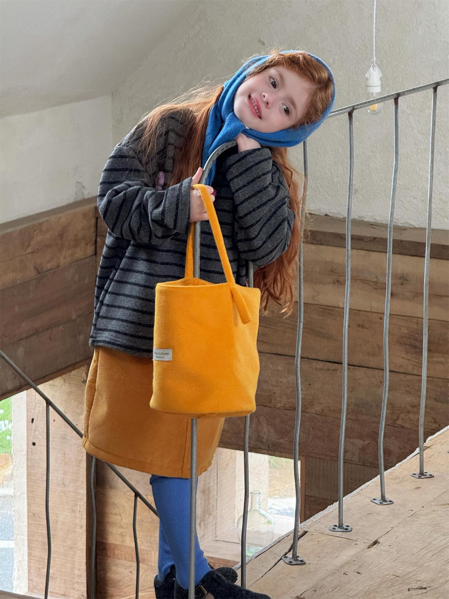 長袖Tシャツ 長袖Tシャツ ボーダー柄 裏起毛 フラワーワッペン ゆったり カットソー【mh0011737】