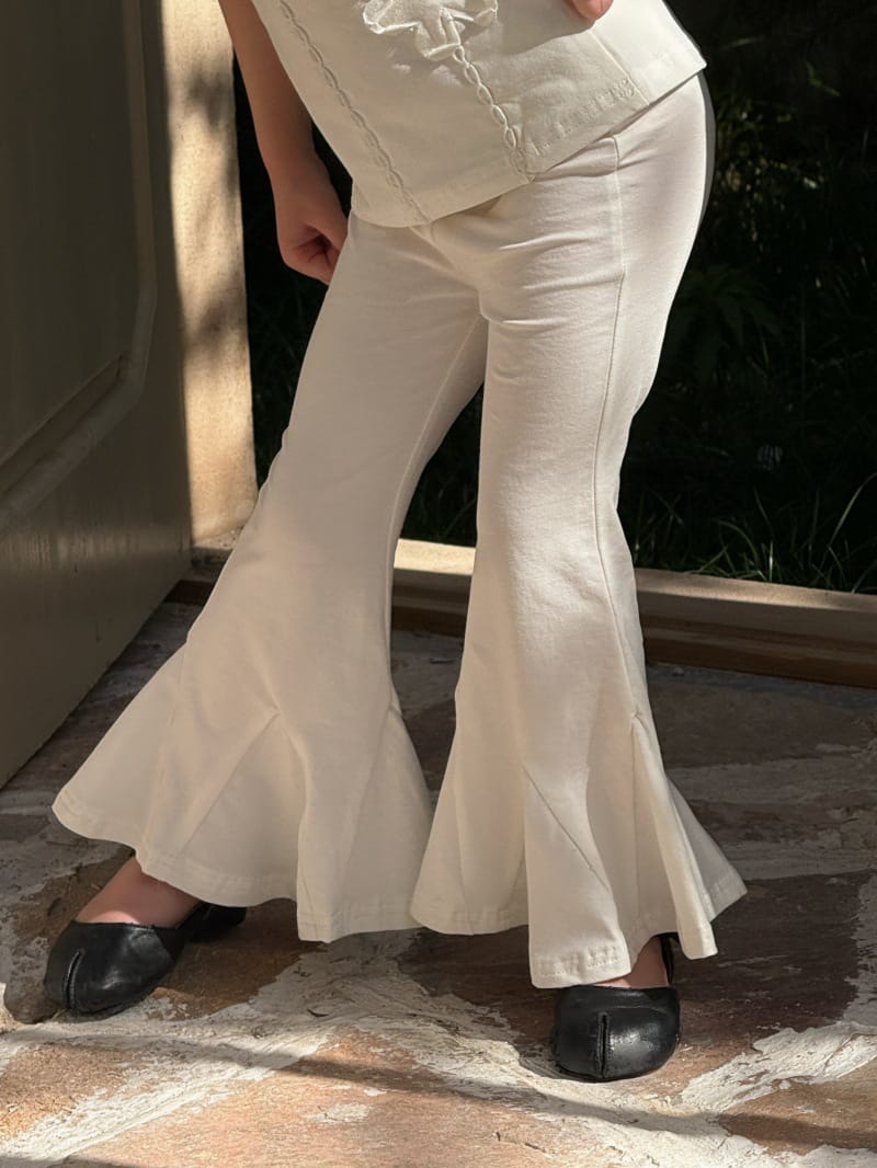 Knit High-Waisted Flared Pants フレア ロングパンツ【mh0013263】 Chengle ロングパンツ・スウェットパンツ