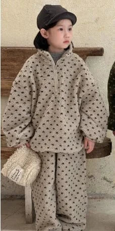 長袖セットアップ キッズセットアップ 2点セット プリントボアフリースハーフジップ長袖トップス+ロングパンツ 2カラー【mh0007592】