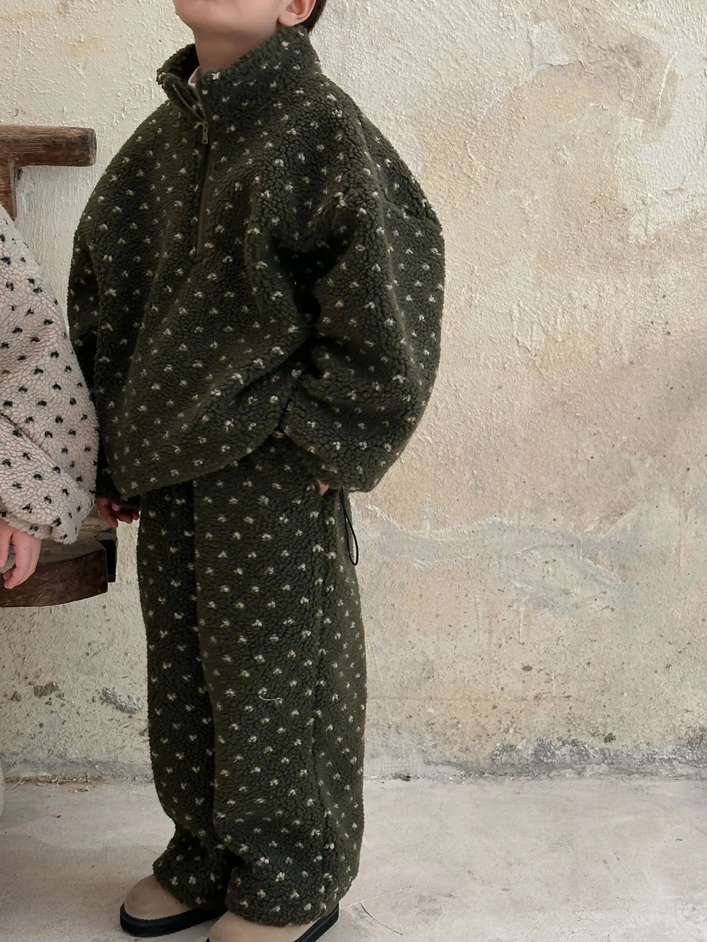 長袖セットアップ キッズセットアップ 2点セット プリントボアフリースハーフジップ長袖トップス+ロングパンツ 2カラー【mh0007592】