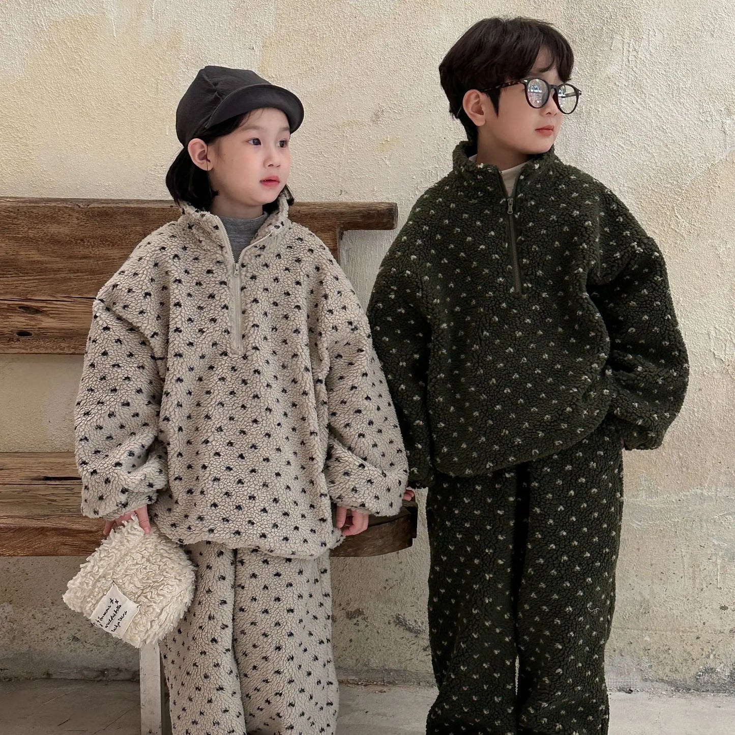 長袖セットアップ キッズセットアップ 2点セット プリントボアフリースハーフジップ長袖トップス+ロングパンツ 2カラー【mh0007592】