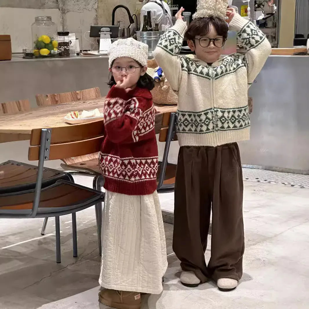 ショートコート・ジャケット・ジャンパー キッズジャケット 幾何学チロリアンジップアップ襟付きニットジャケット 2カラー【mh0007600】