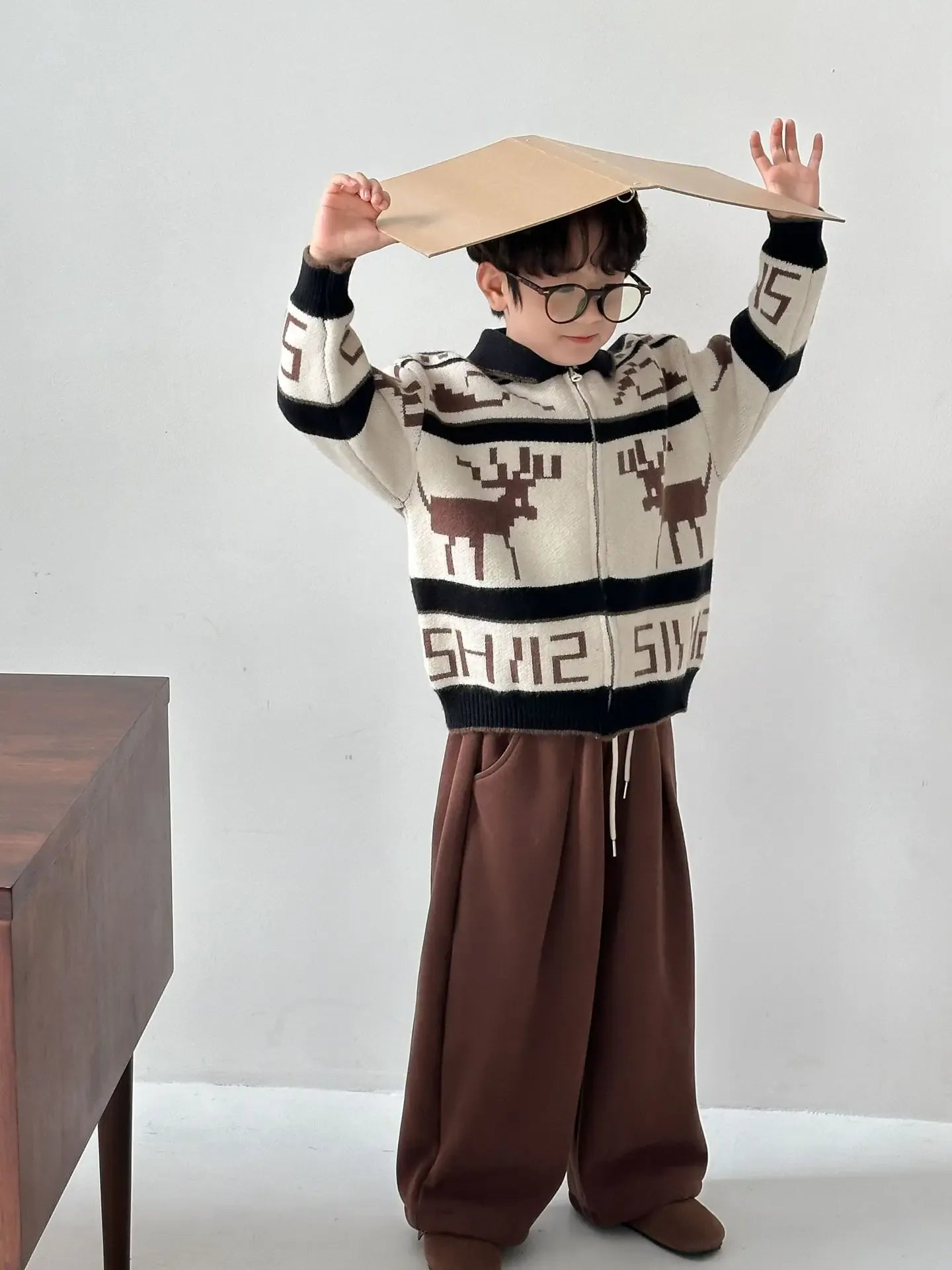 ショートコート・ジャケット・ジャンパー キッズジャケット トナカイエルク北欧柄ジップアップ襟付きニットジャケット 2カラー【mh0007617】