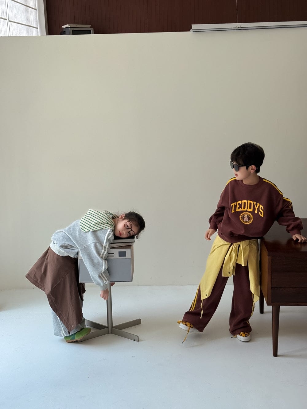 長袖セットアップ カレッジロゴサイドラインスウェットシャツ+スウェットパンツセットアップ 2点セット【mh0010941】