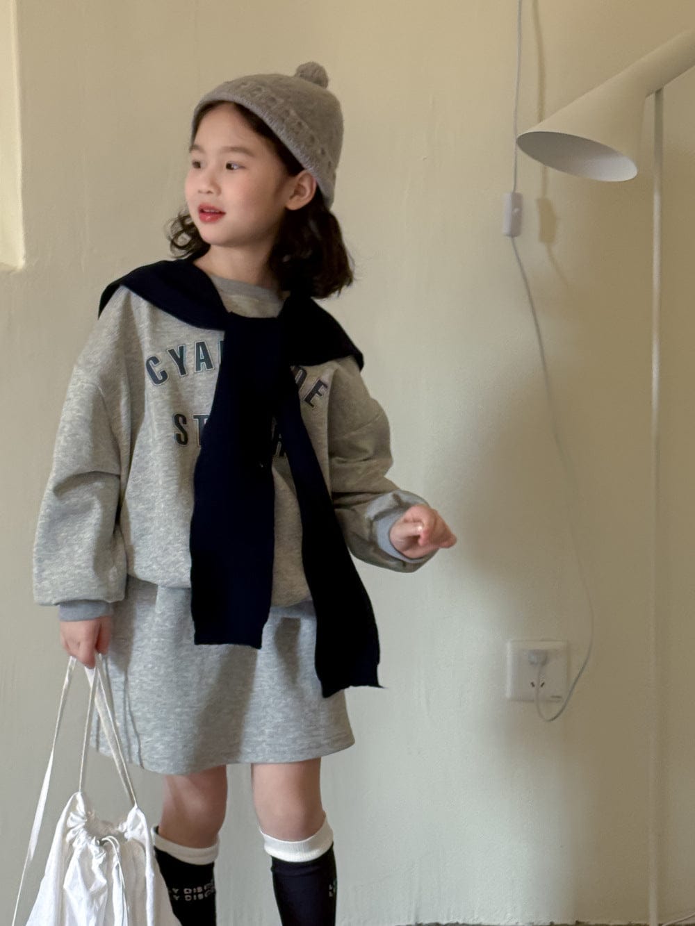 長袖セットアップ ロゴスウェットトップス ミニスカートセットアップ 2点セット【mh0010957】