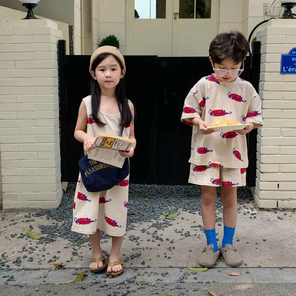 半袖セットアップ キッズセットアップ 2点セット/ワンピース ボーイズ半袖Tシャツ+ショートパンツ/ガールズノースリーブワンピース レターロゴプリント 2カラー リンクコーデ 兄弟姉妹 お揃いコーデ【mh0006205】