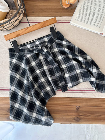 スカート Black / One Size チェックエプロンスタイル巻きスカート【mh0010769】