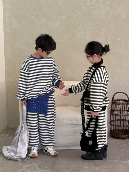 長袖セットアップ Blue / 140cm ボーダー柄スウェット上下セットアップ 2点セット【mh0010971】