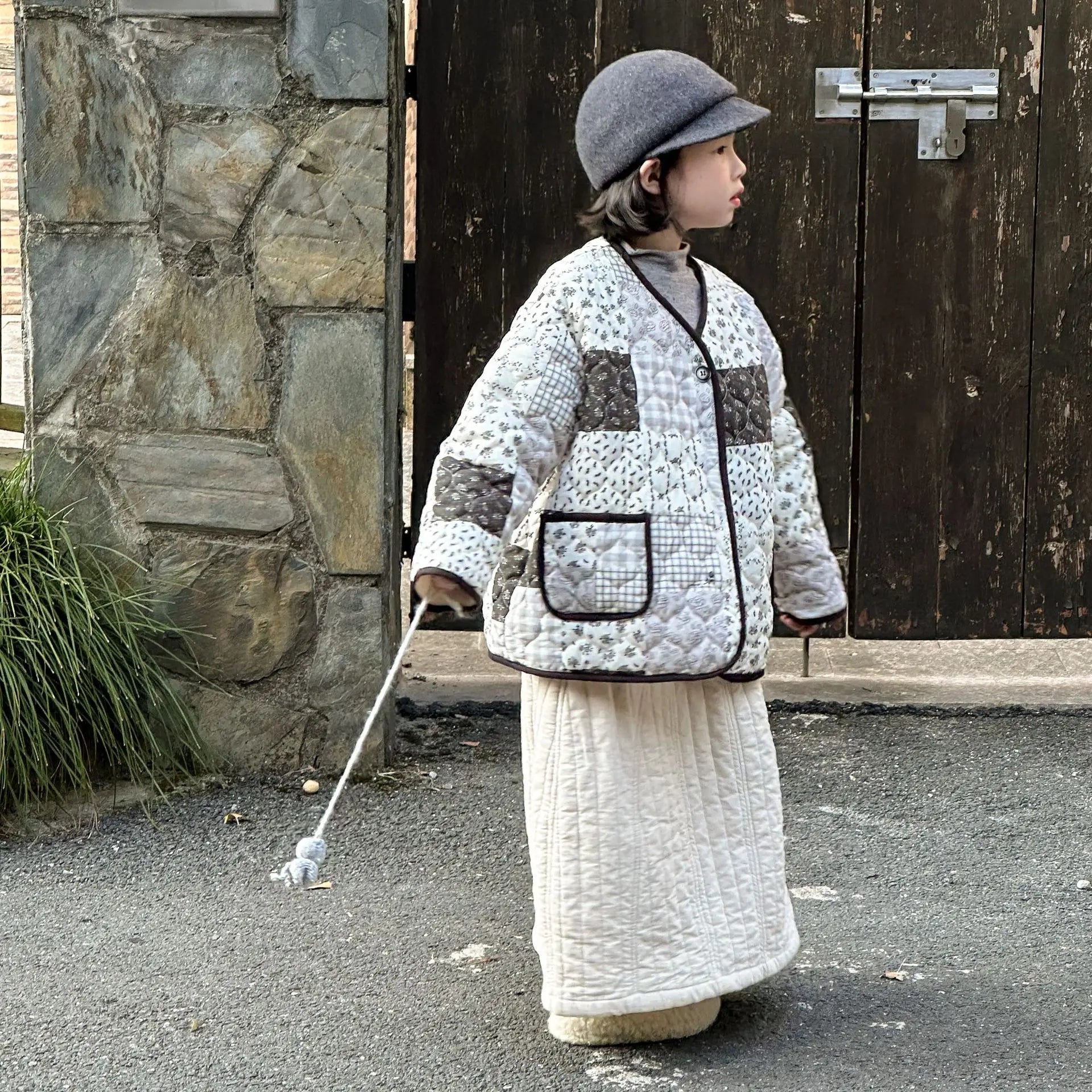 ショートコート・ジャケット・ジャンパー キッズアウター フラワープリントパッチワークノーカラーキルティングジャケットコート【mh0007596】