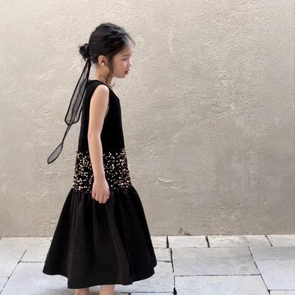 ノースリーブワンピース スパンコールウエストノースリーブブラックワンピース【mh0009686】