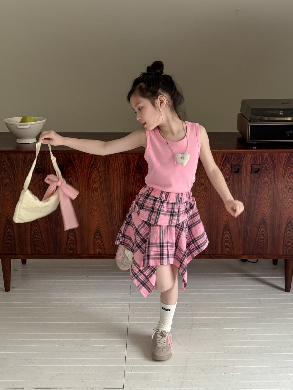 ノースリーブセットアップ レターロゴプリントタンクトップ/チェックアシメスカート【mh0010057】