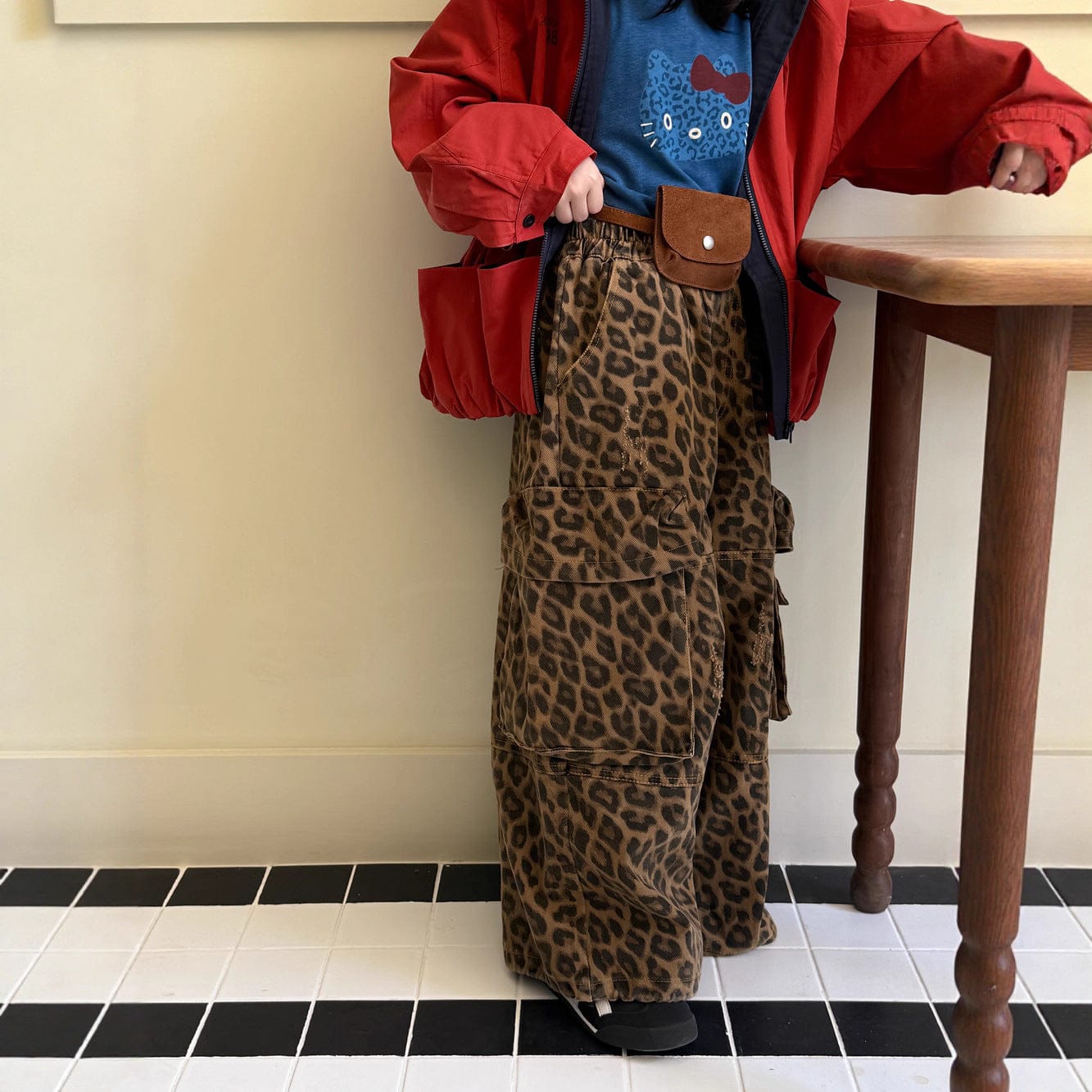 ロングパンツ・スウェットパンツ レオパード柄ワイドパンツ ビッグポケット付きストレートロングパンツ【mh0010778】