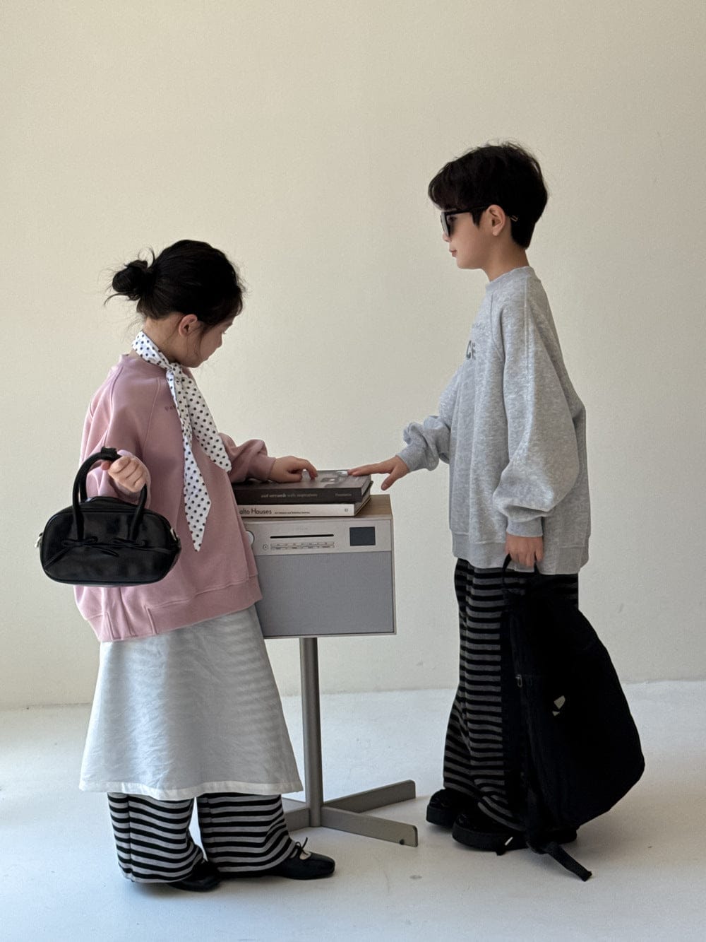 トレーナー・フーディ ロゴプリントクルーネックスウェット シンプルカジュアル長袖トップス【mh0010784】