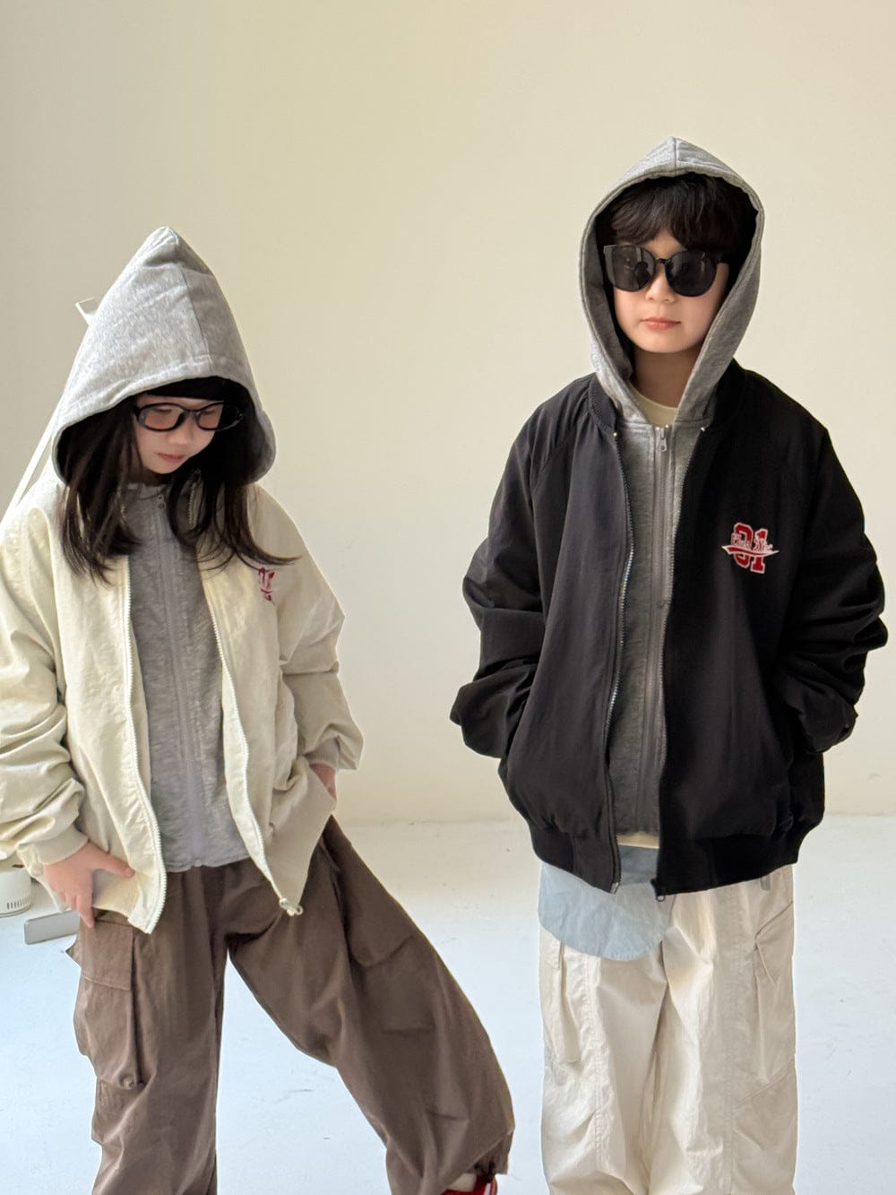 ショートコート・ジャケット・ジャンパー ロゴワッペンフード付きブルゾンジャケット【mh0010952】