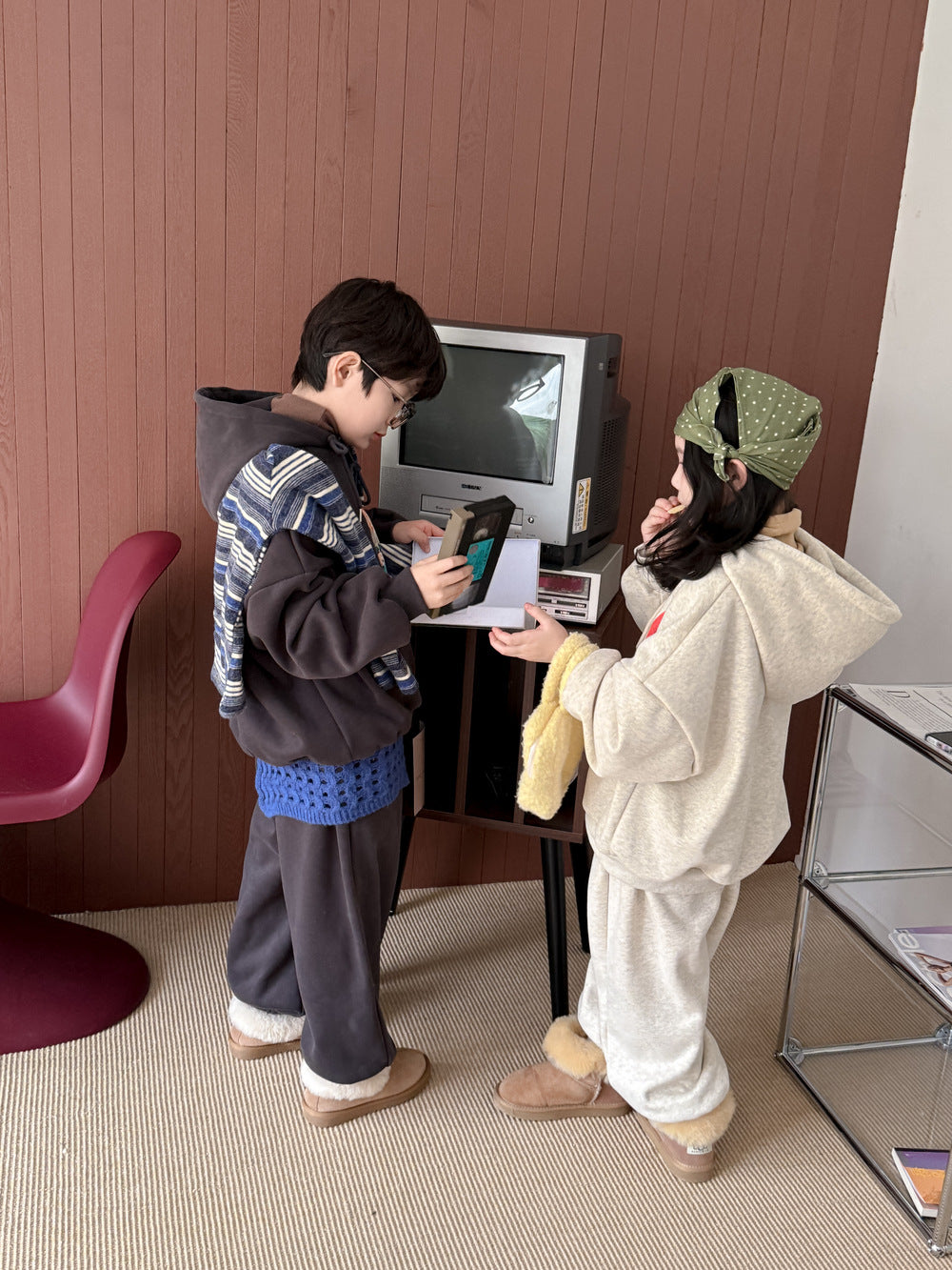 長袖セットアップ スウェットセットアップ キッズ 裏起毛 ノーム柄 フード付 厚手 ゆったり【mh0011656】