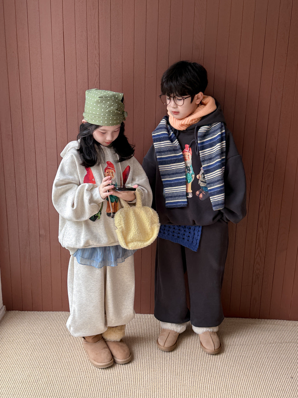 長袖セットアップ スウェットセットアップ キッズ 裏起毛 ノーム柄 フード付 厚手 ゆったり【mh0011656】