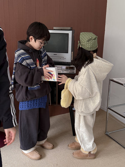 長袖セットアップ スウェットセットアップ キッズ 裏起毛 ノーム柄 フード付 厚手 ゆったり【mh0011656】