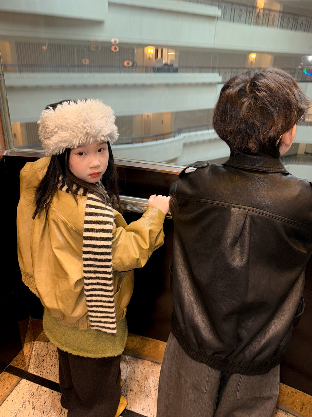 ショートコート・ジャケット・ジャンパー フェイクレザージャケット キッズ  厚手 ラペル モード ライダース【mh0011668】