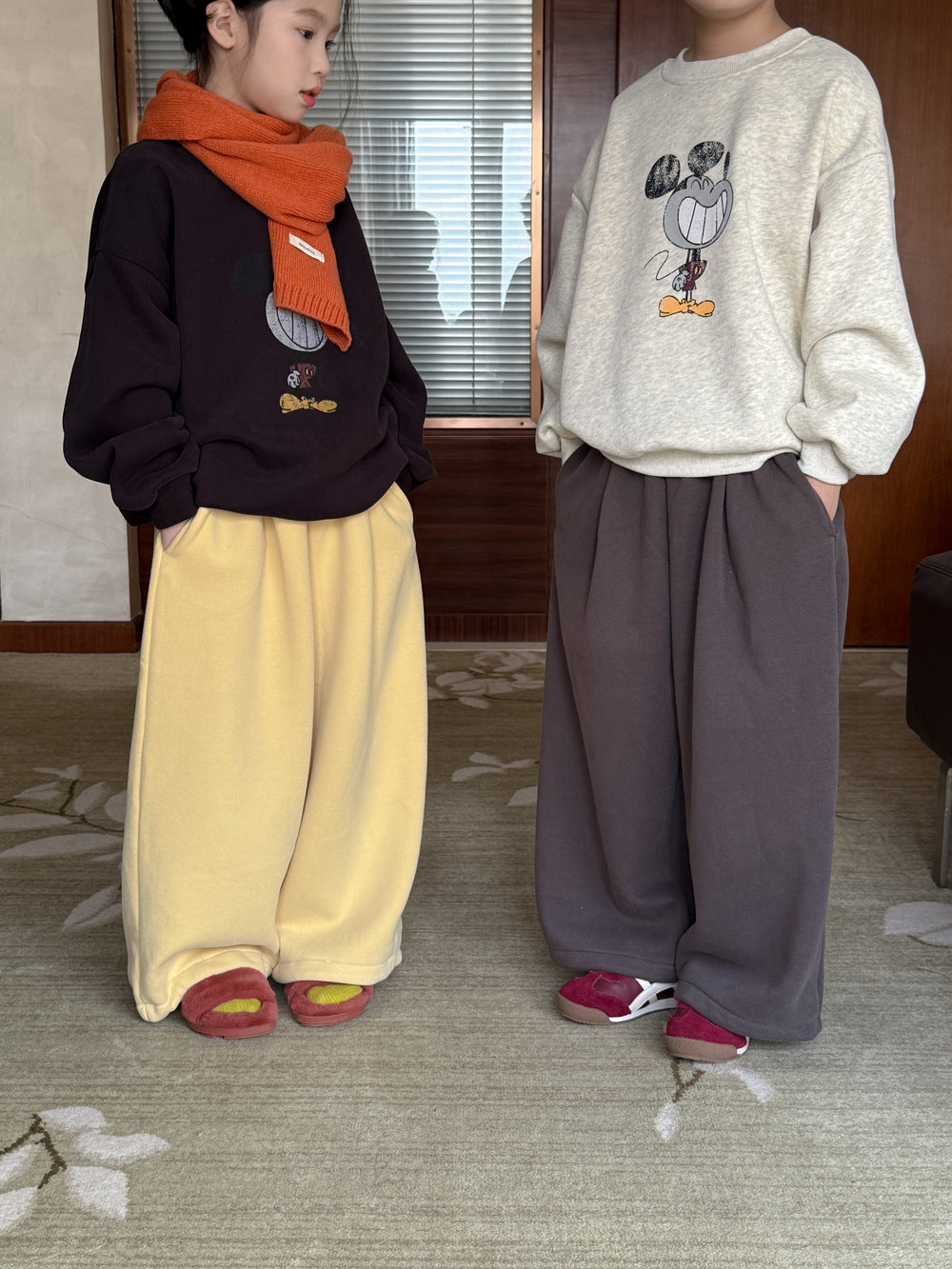 ロングパンツ・スウェットパンツ スウェットパンツ キッズ 裏起毛 厚手 無地 ストレート ルーズフィット【mh0011672】