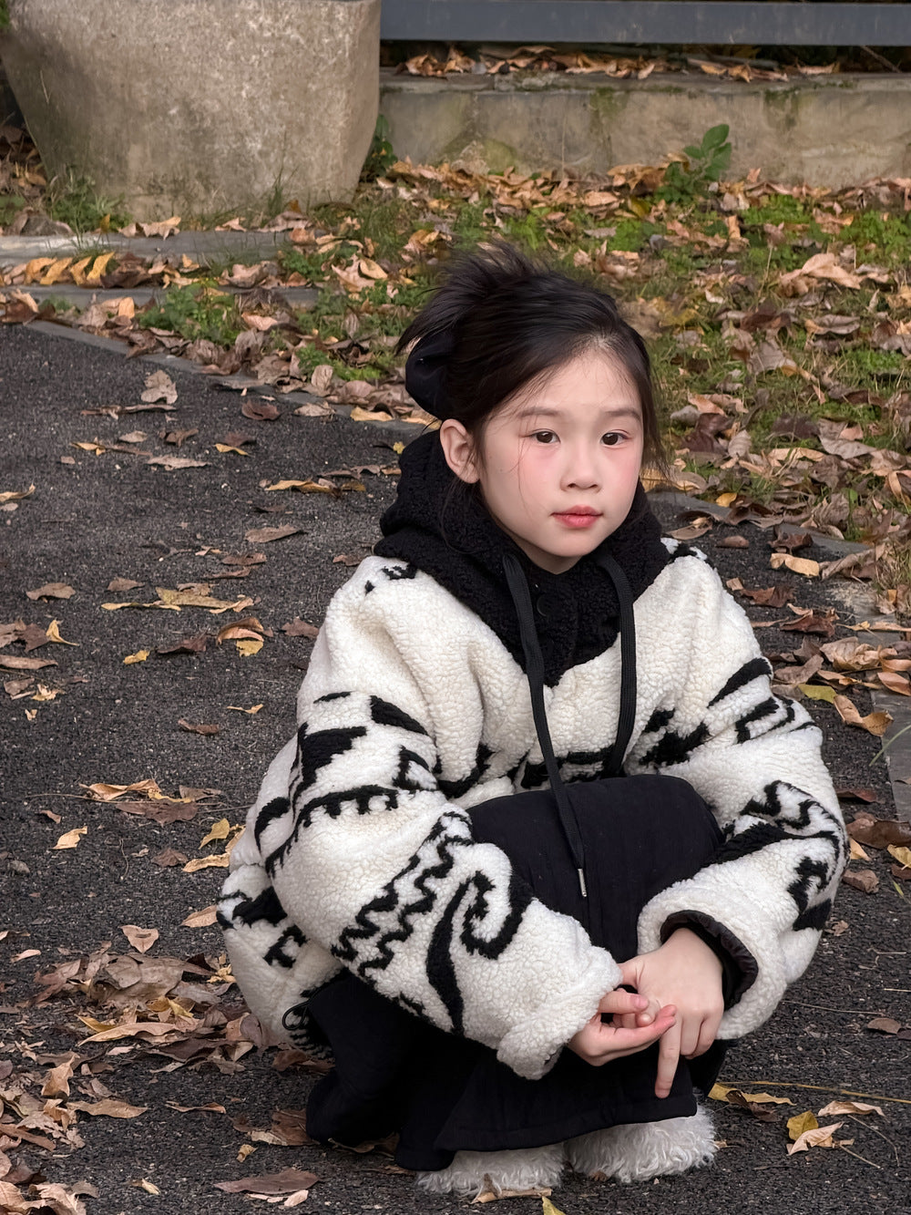 ショートコート・ジャケット・ジャンパー ラムフリースジャケット トライバル柄 ネイティブ柄 フーディコート【mh0011868】