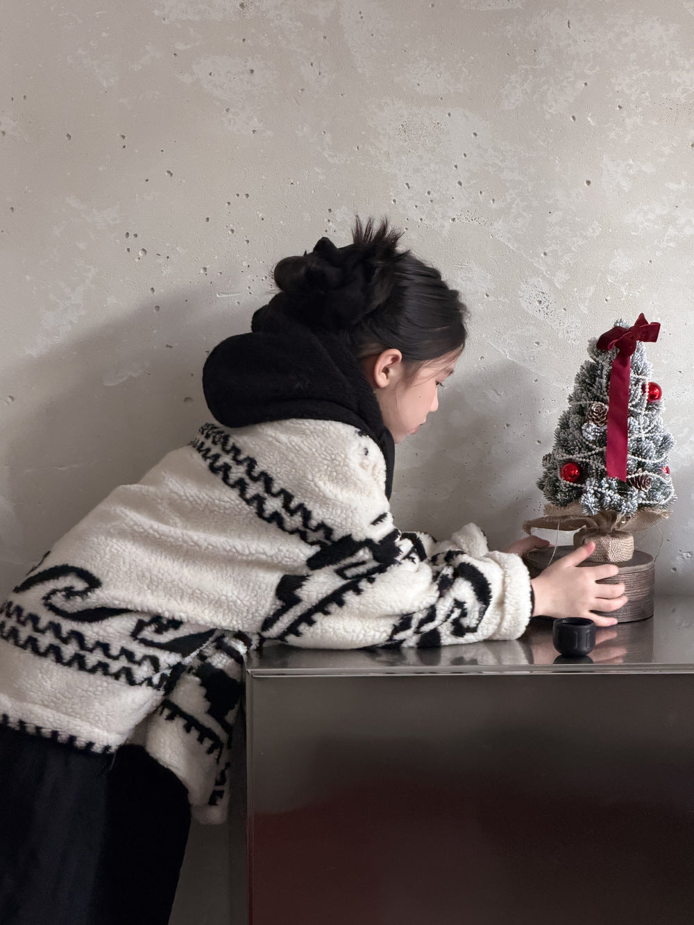 ショートコート・ジャケット・ジャンパー ラムフリースジャケット トライバル柄 ネイティブ柄 フーディコート【mh0011868】