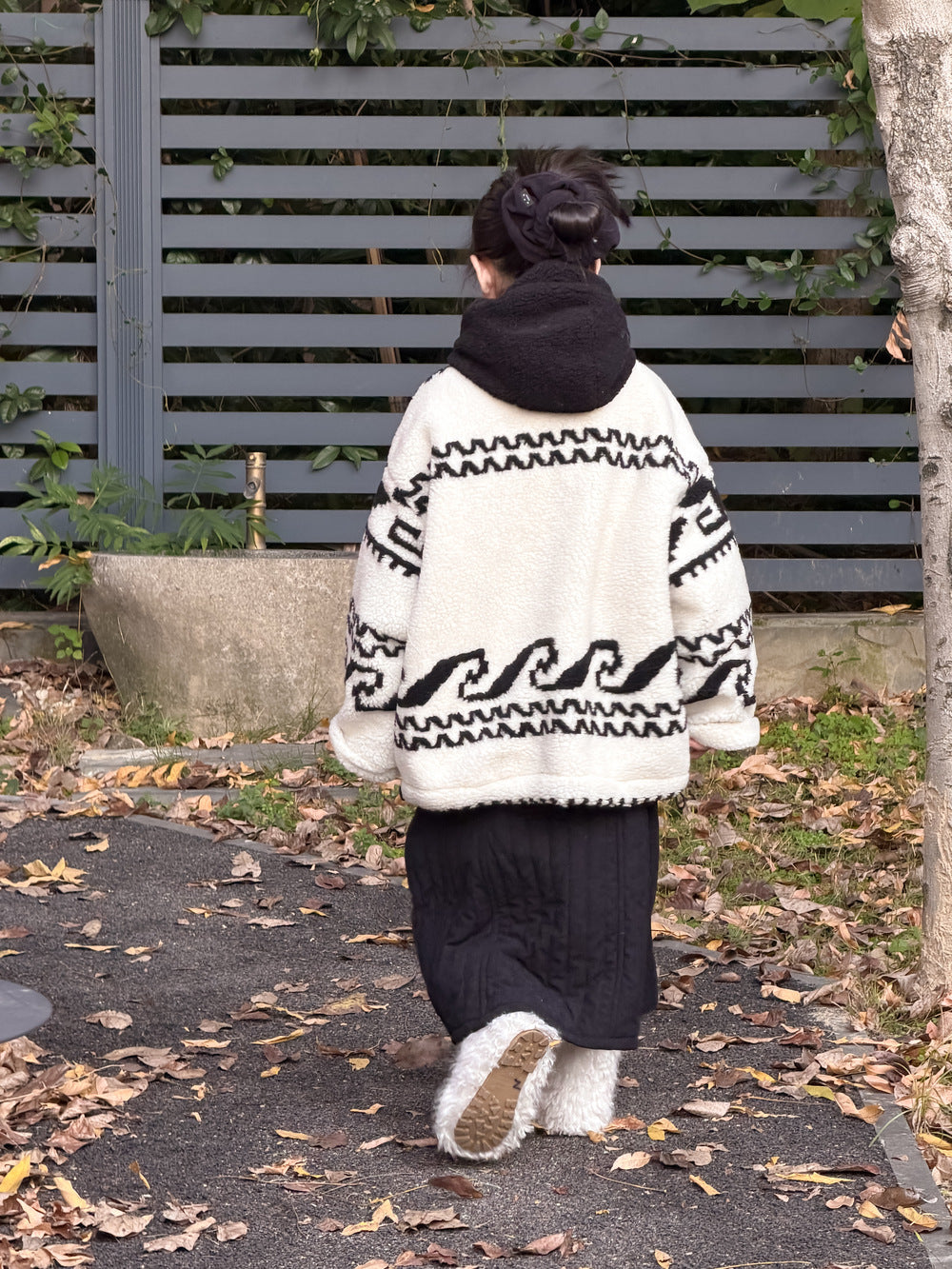 ショートコート・ジャケット・ジャンパー ラムフリースジャケット トライバル柄 ネイティブ柄 フーディコート【mh0011868】