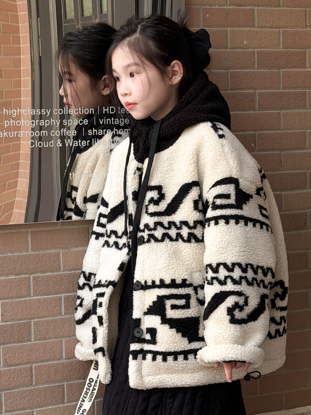 ショートコート・ジャケット・ジャンパー ラムフリースジャケット トライバル柄 ネイティブ柄 フーディコート【mh0011868】