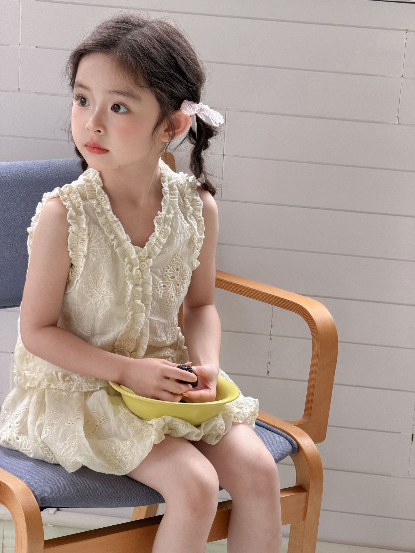 Lace Embroidered Cotton Two-Piece Set レースフリル ノースリーブブラウス パンツインスカート セット【mh0013304】 Mu Zika ノースリーブセットアップ