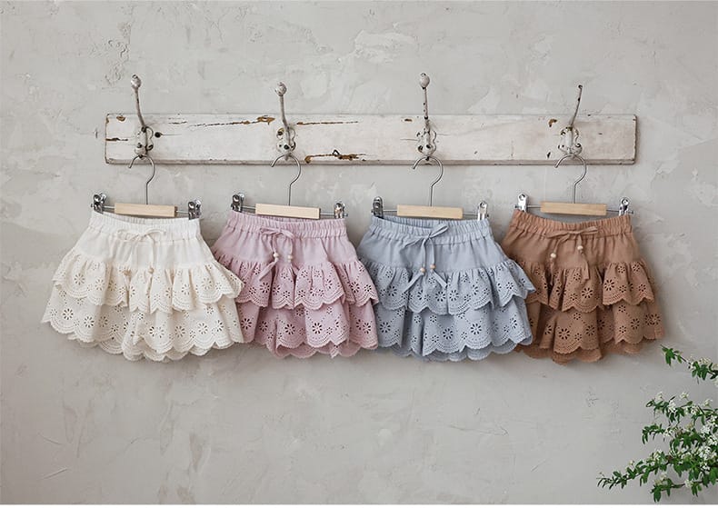 Lace Embroidered Shorts 刺繍 レースショートパンツ【mh0012979】 Strawberry Coral ハーフパンツ・ショートパンツ