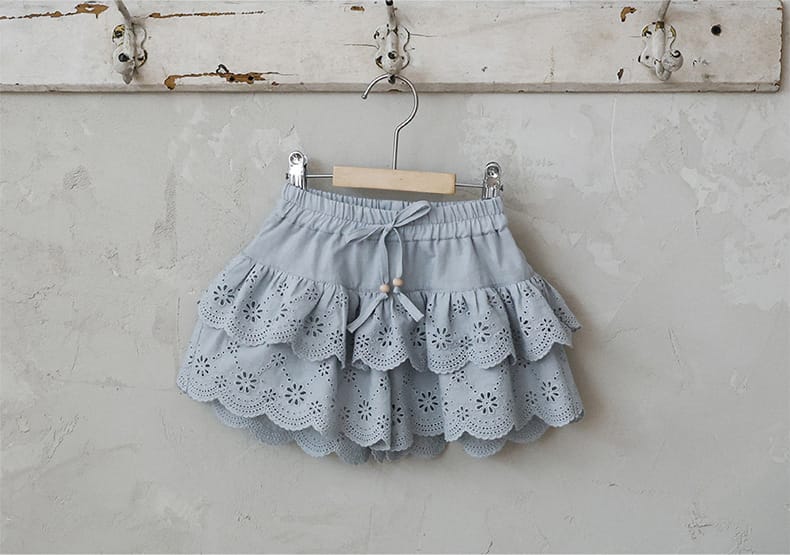 Lace Embroidered Shorts 刺繍 レースショートパンツ【mh0012979】 Strawberry Coral ハーフパンツ・ショートパンツ