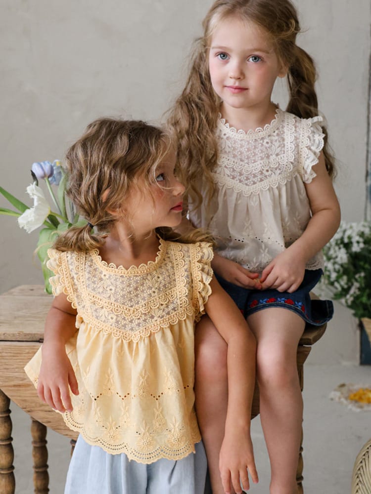 Lace Embroidered Sleeveless Tee 刺繍レース ノースリーブTシャツ【mh0012991】 Strawberry Coral タンクトップ・キャミソール・ノースリーブトップス