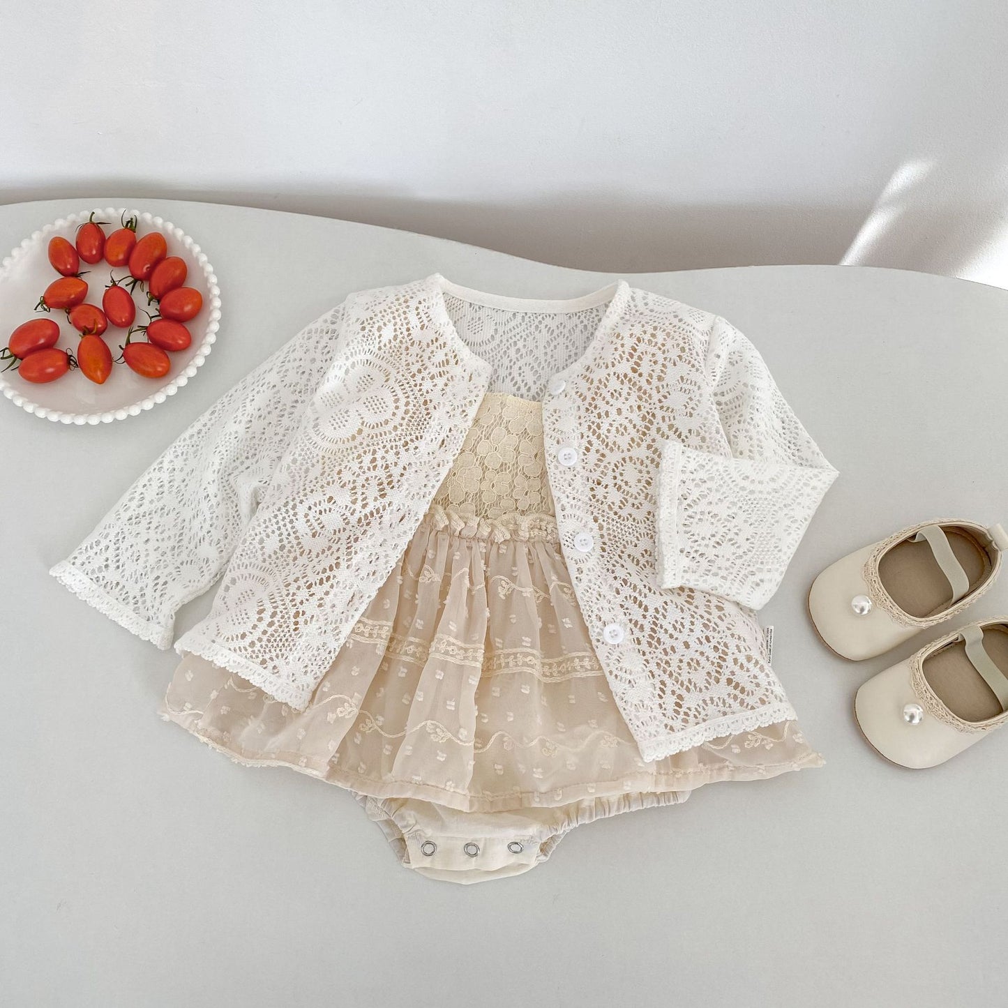 Lace Flutter Sleeve Bodysuit レース フリル袖 ロンパース【mh0012491】 Engepapa ノースリーブロンパース