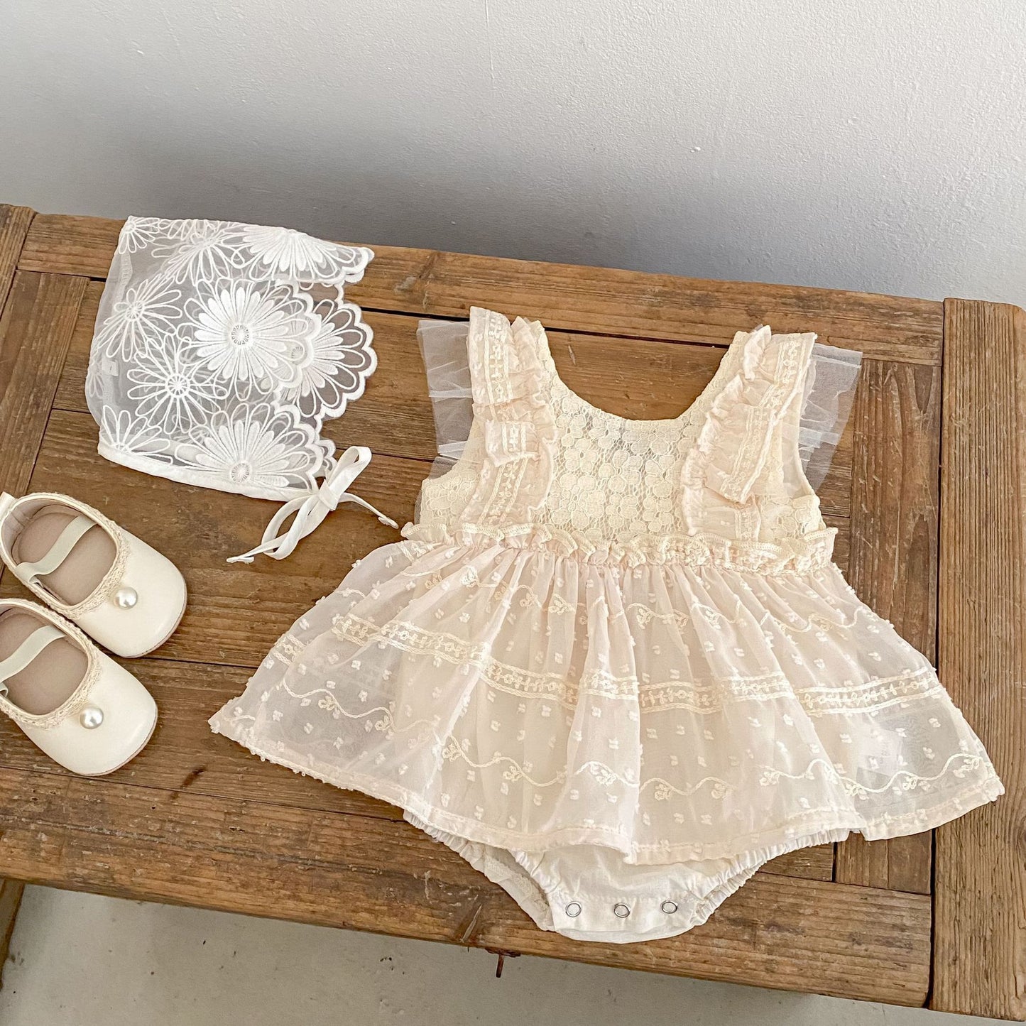 Lace Flutter Sleeve Bodysuit レース フリル袖 ロンパース【mh0012491】 Engepapa ノースリーブロンパース