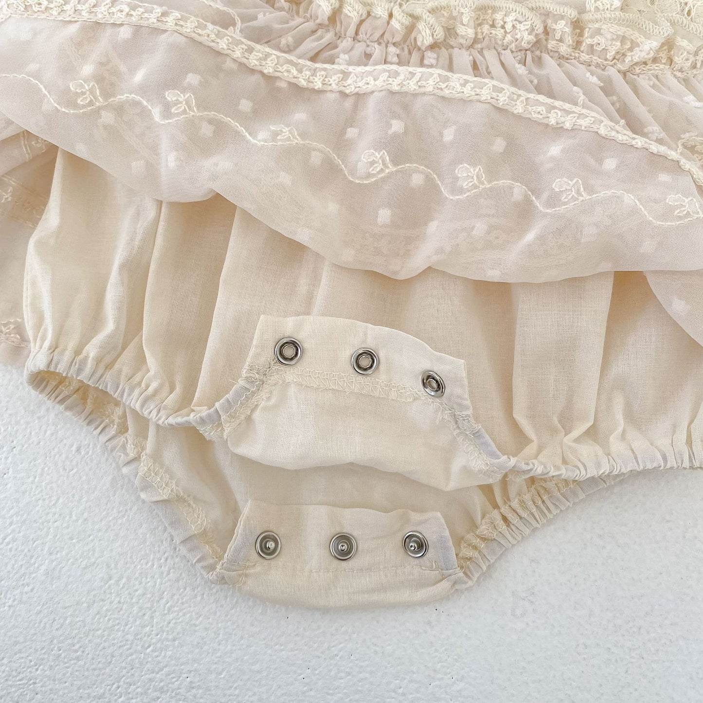 Lace Flutter Sleeve Bodysuit レース フリル袖 ロンパース【mh0012491】 Engepapa ノースリーブロンパース