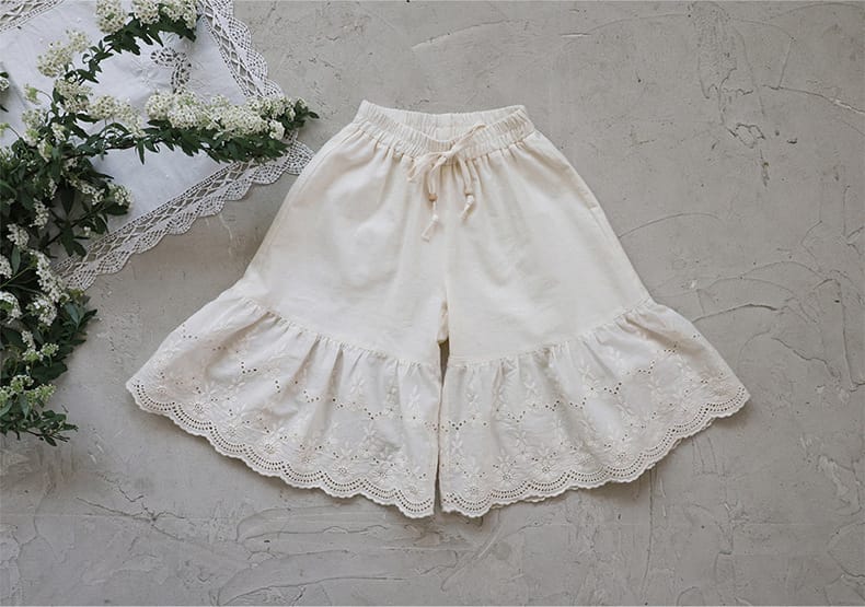 Lace Hem Wide-Leg Pants 刺繍レース ガウチョパンツ【mh0012990】 Strawberry Coral ロングパンツ・スウェットパンツ